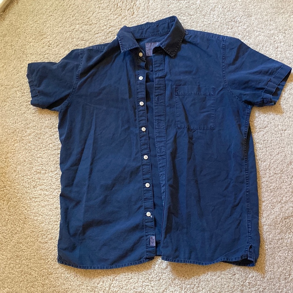 Blue American Eagle button down shirt (M)